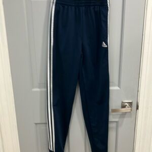 Boys Adidas pants. Gently Used.